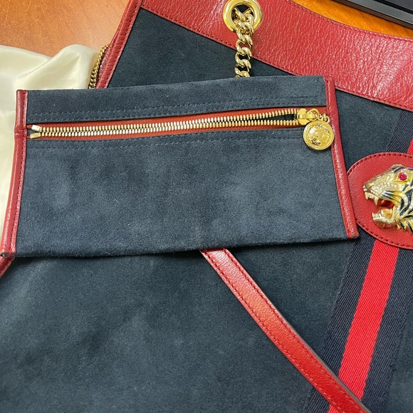 Large Gucci Rajah tote with Pouch - Picture 2 of 11